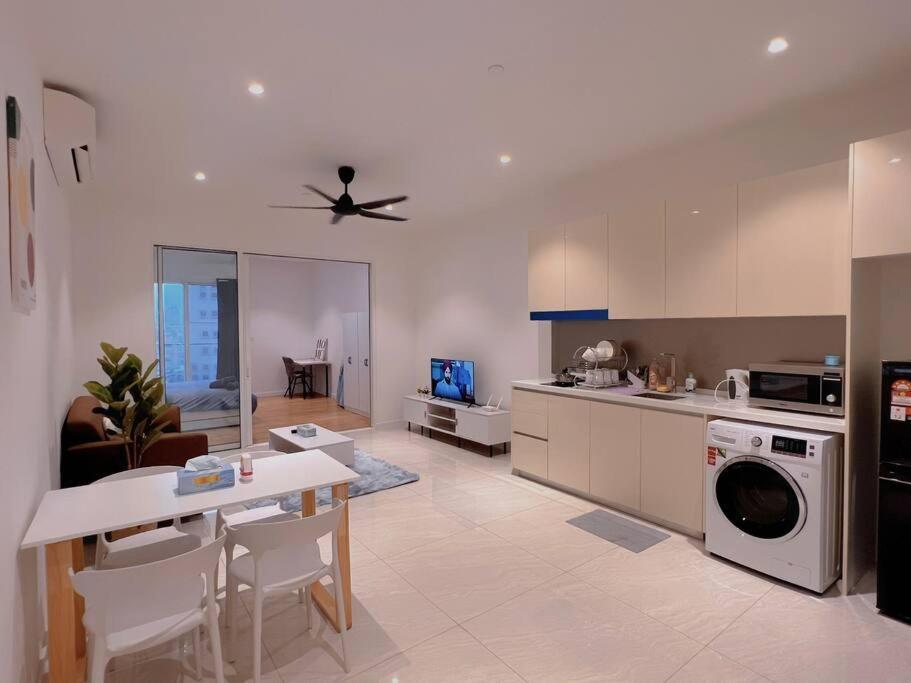 Pangsapuri 3px Comfy Quill Residence, Near Quill City Mall, Monorail & Lrt Kuala Lumpur