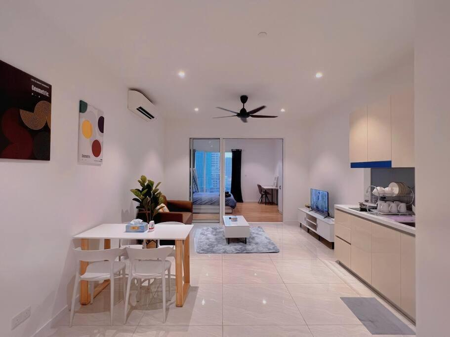 Pangsapuri 3px Comfy Quill Residence, Near Quill City Mall, Monorail & Lrt Kuala Lumpur