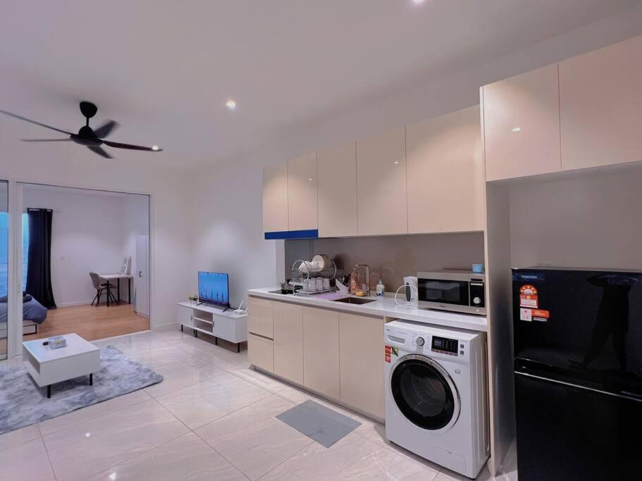 3px Comfy Quill Residence, Near Quill City Mall, Monorail & Lrt * Kuala Lumpur